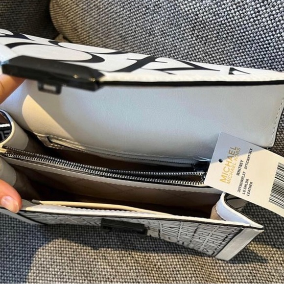 Michael Kors Whitney Leather Hand Bag Women - Picture 3 of 3